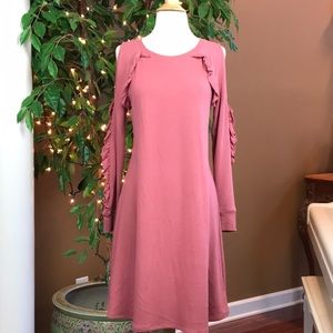 NEIMAN MARCUS OPEN SHOULDER W/RUFFLES MAUVE M